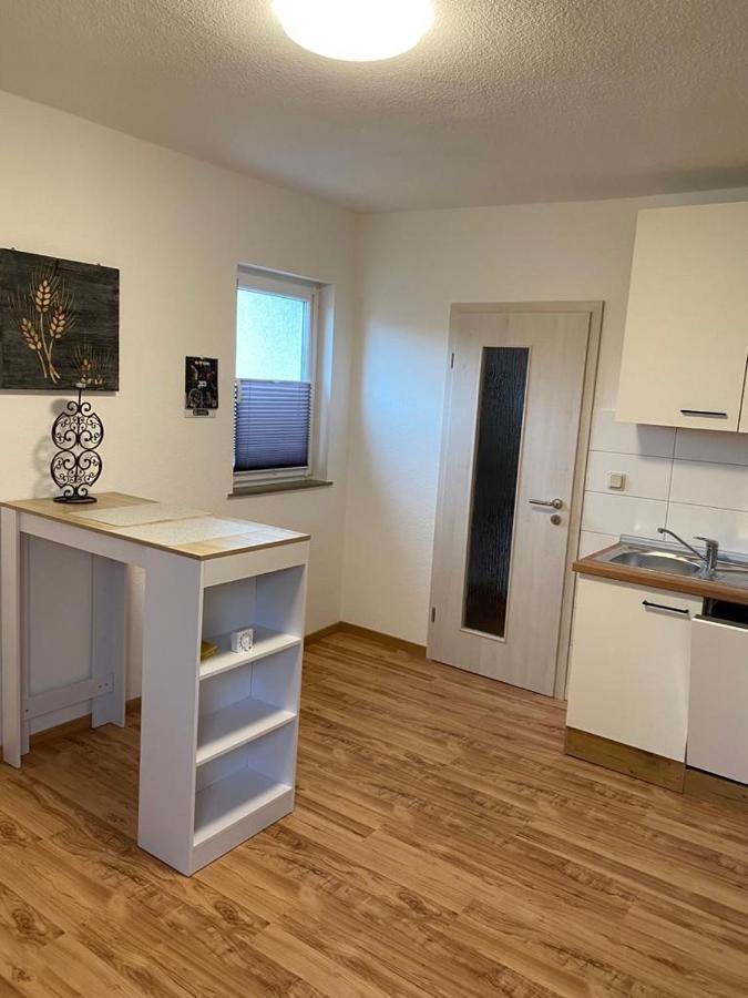 Familienfreundliche Ferienwohnung Anna Rollshausen Buitenkant foto